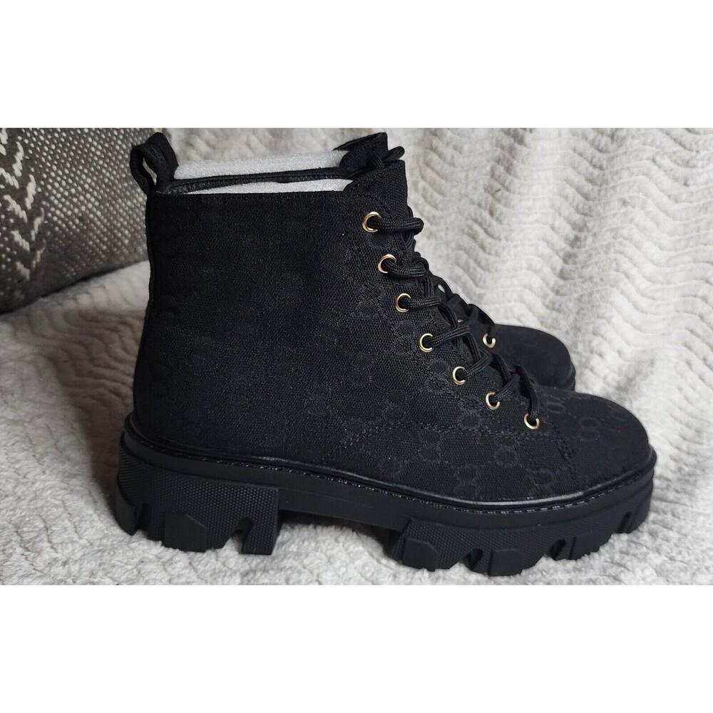 Brand New MATA SLEEK Black Signature Chunky Heel COMBAT Boots Sz 9 NwT